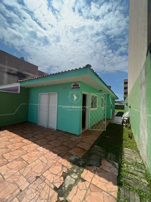 Foto 1 de Casa com 3 quartos à venda, 80m2 em Guaratuba - PR