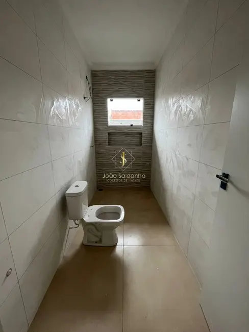 Foto 6 de Casa com 2 quartos à venda, 79m2 em Guaratuba - PR