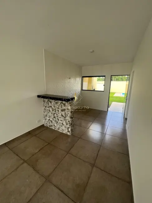 Foto 4 de Casa com 3 quartos à venda, 80m2 em Guaratuba - PR