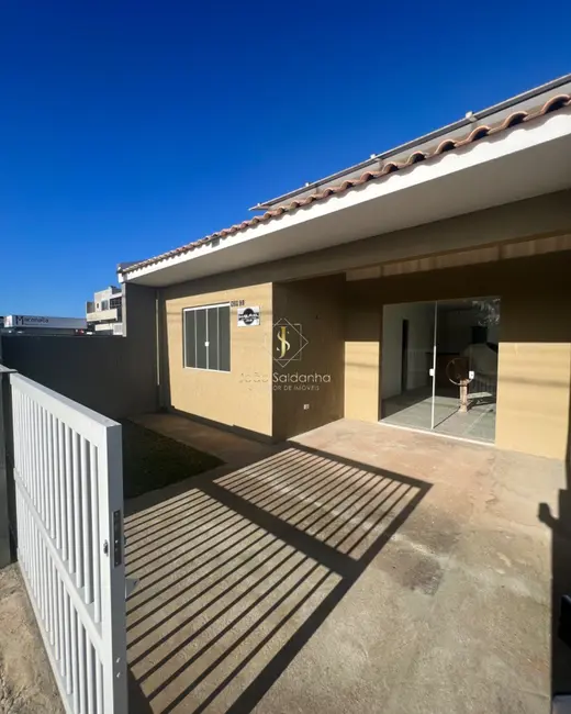 Foto 3 de Casa com 2 quartos à venda, 63m2 em Guaratuba - PR