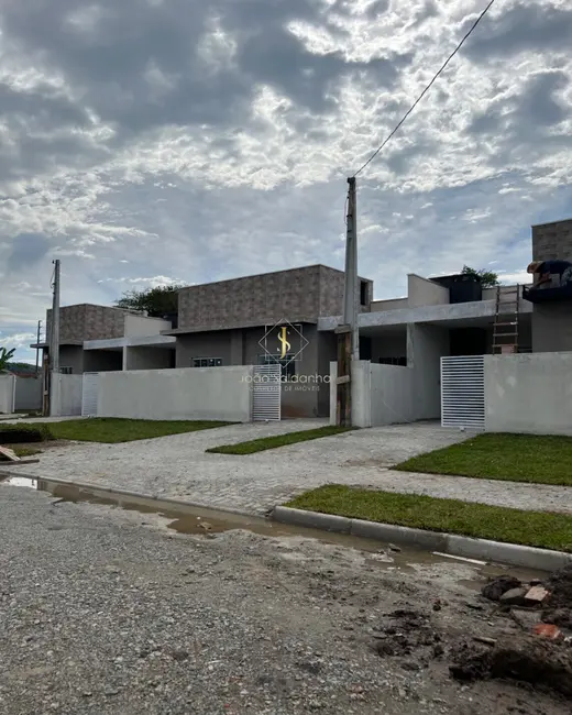 Foto 2 de Casa com 2 quartos à venda, 59m2 em Guaratuba - PR