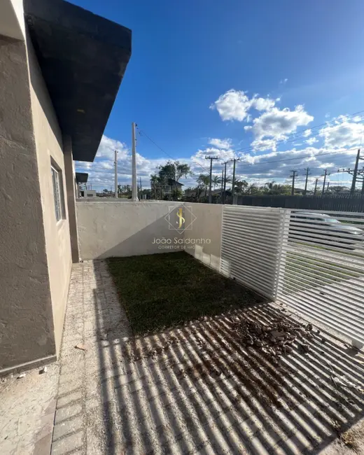 Foto 3 de Casa com 2 quartos à venda, 59m2 em Guaratuba - PR