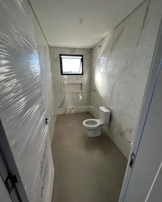 Sobrado com 3 quartos à venda, 119m2 em Guaratuba - PR - imagem 5 Foto 5 de Sobrado com 3 quartos à venda, 119m2 em Guaratuba - PR