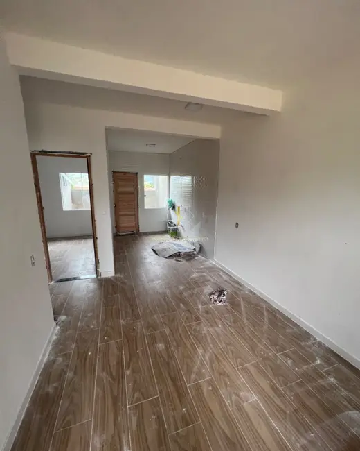 Foto 5 de Casa com 2 quartos à venda, 54m2 em Guaratuba - PR