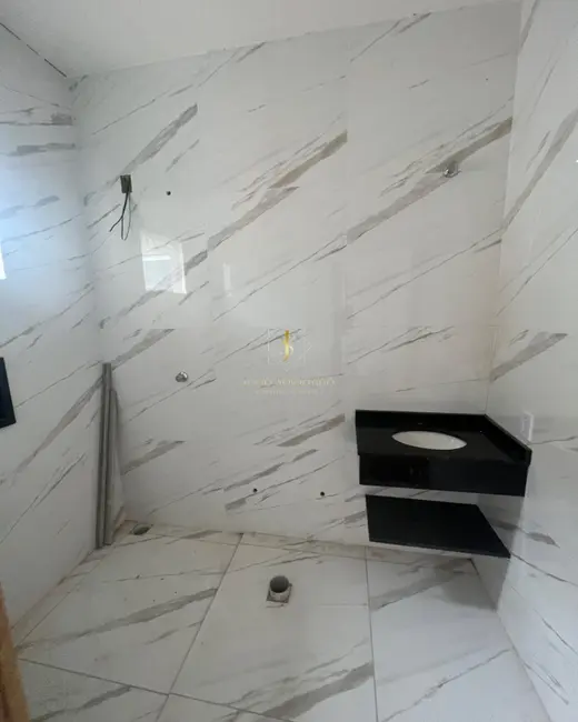 Foto 3 de Casa com 2 quartos à venda, 54m2 em Guaratuba - PR