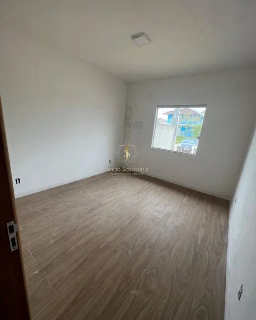 Foto 4 de Casa com 2 quartos à venda, 54m2 em Guaratuba - PR