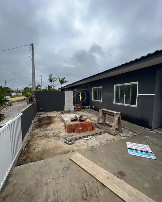 Foto 2 de Casa com 3 quartos à venda, 80m2 em Guaratuba - PR