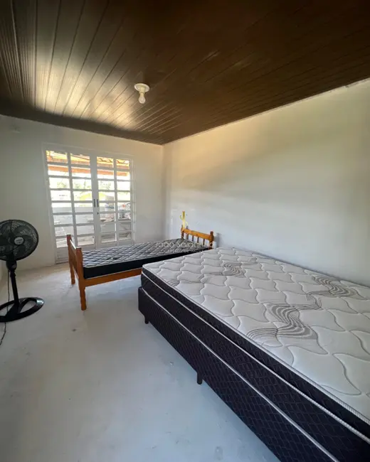 Foto 8 de Casa com 5 quartos à venda, 250m2 em Guaratuba - PR