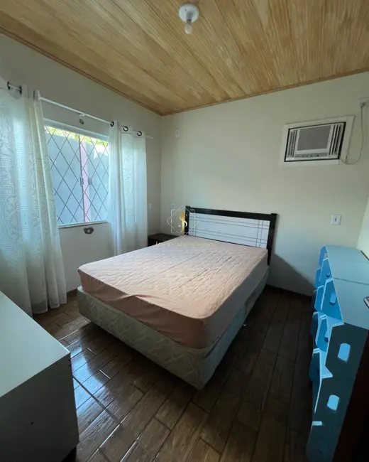Foto 8 de Casa com 3 quartos à venda, 195m2 em Guaratuba - PR