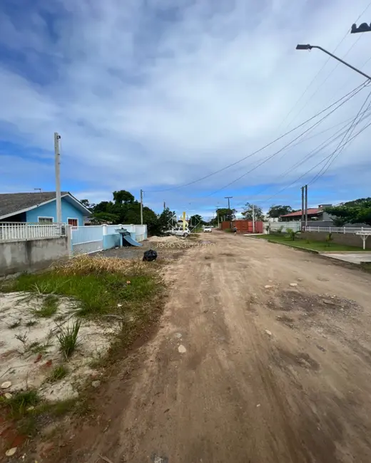 Foto 2 de Terreno / Lote à venda, 360m2 em Guaratuba - PR