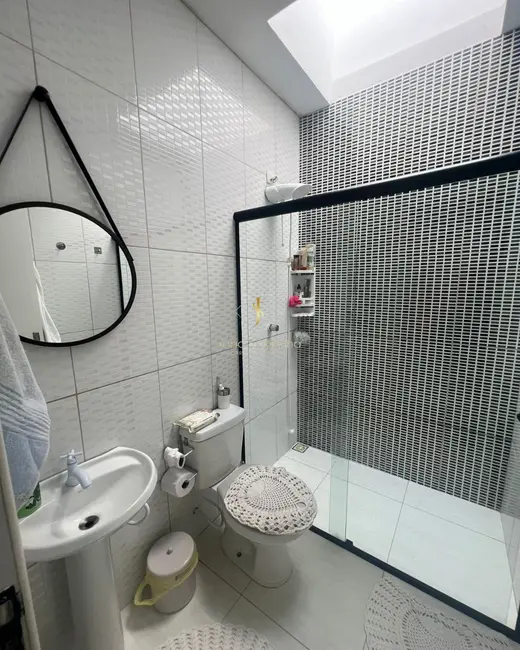 Foto 4 de Casa com 2 quartos à venda, 51m2 em Guaratuba - PR