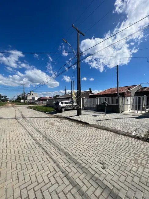 Foto 3 de Casa com 2 quartos à venda, 55m2 em Guaratuba - PR