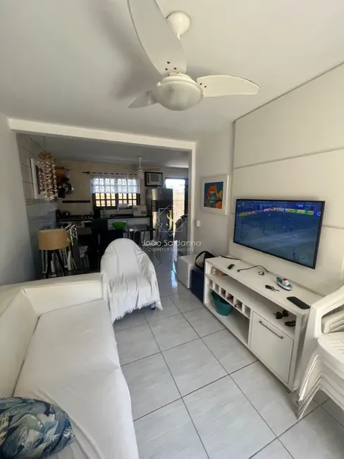 Foto 6 de Casa com 3 quartos à venda, 70m2 em Guaratuba - PR
