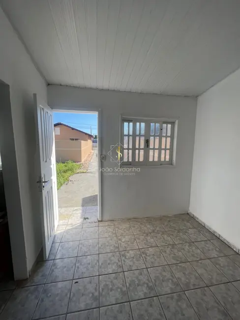 Casa com 2 quartos à venda, 48m2 em Guaratuba - PR - imagem 8 Foto 8 de Casa com 2 quartos à venda, 48m2 em Guaratuba - PR