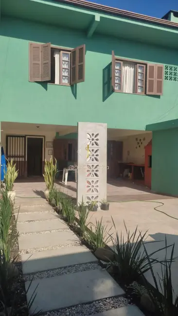 Sobrado com 4 quartos à venda, 120m2 em Guaratuba - PR - imagem 3 Foto 3 de Sobrado com 4 quartos à venda, 120m2 em Guaratuba - PR