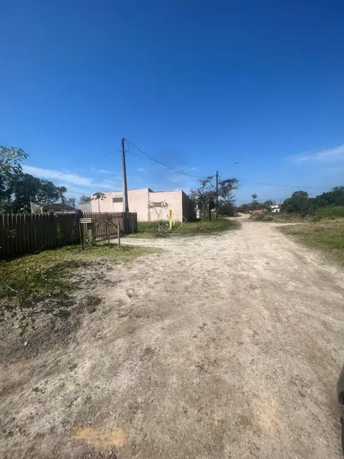 Foto 9 de Terreno / Lote à venda, 360m2 em Guaratuba - PR