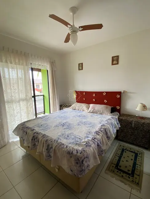 Sobrado com 3 quartos à venda, 70m2 em Guaratuba - PR - imagem 8 Foto 8 de Sobrado com 3 quartos à venda, 70m2 em Guaratuba - PR