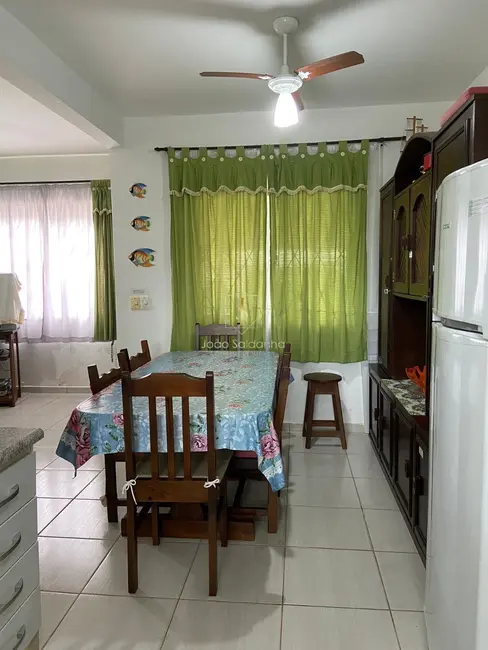 Sobrado com 3 quartos à venda, 70m2 em Guaratuba - PR - imagem 5 Foto 5 de Sobrado com 3 quartos à venda, 70m2 em Guaratuba - PR