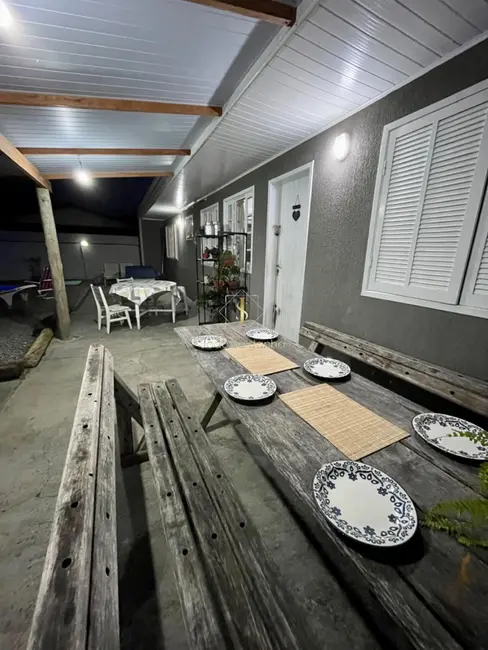 Foto 6 de Casa com 2 quartos à venda, 65m2 em Guaratuba - PR