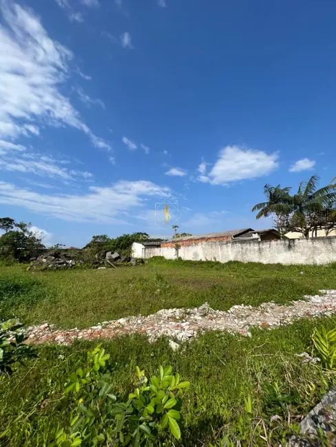 Terreno / Lote à venda, 700m2 em Guaratuba - PR - imagem 5 Foto 5 de Terreno / Lote à venda, 700m2 em Guaratuba - PR