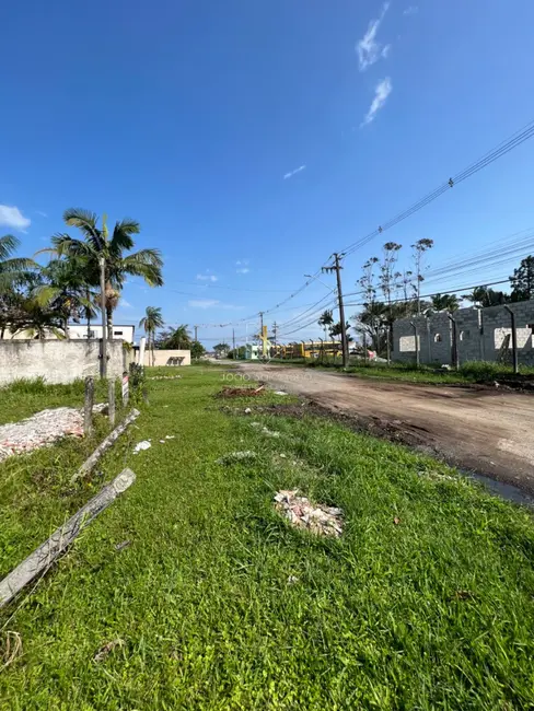 Terreno / Lote à venda, 700m2 em Guaratuba - PR - imagem 9 Foto 9 de Terreno / Lote à venda, 700m2 em Guaratuba - PR