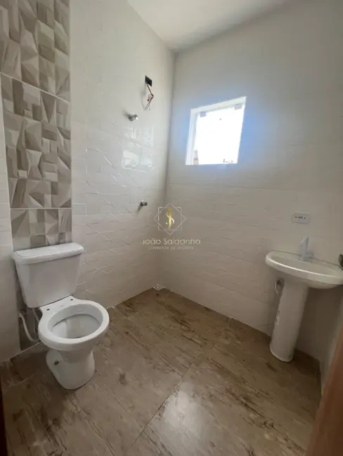 Foto 9 de Casa com 2 quartos à venda, 65m2 em Guaratuba - PR