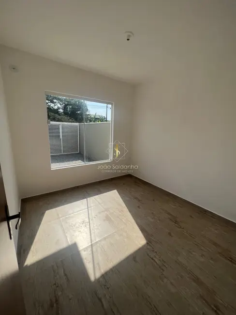 Foto 7 de Casa com 2 quartos à venda, 65m2 em Guaratuba - PR