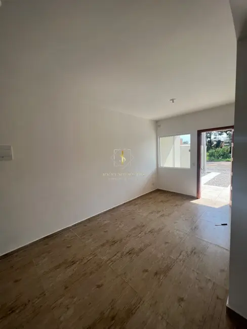 Foto 6 de Casa com 2 quartos à venda, 65m2 em Guaratuba - PR
