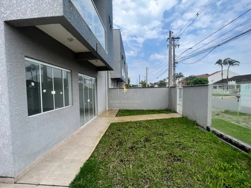 Foto 3 de Casa com 3 quartos à venda, 105m2 em Guaratuba - PR