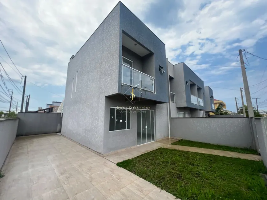 Foto 1 de Casa com 3 quartos à venda, 105m2 em Guaratuba - PR