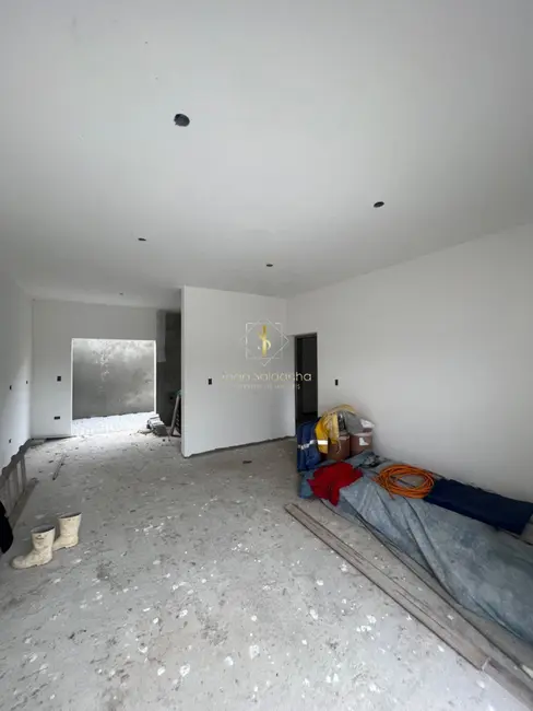 Foto 3 de Casa com 3 quartos à venda, 75m2 em Guaratuba - PR