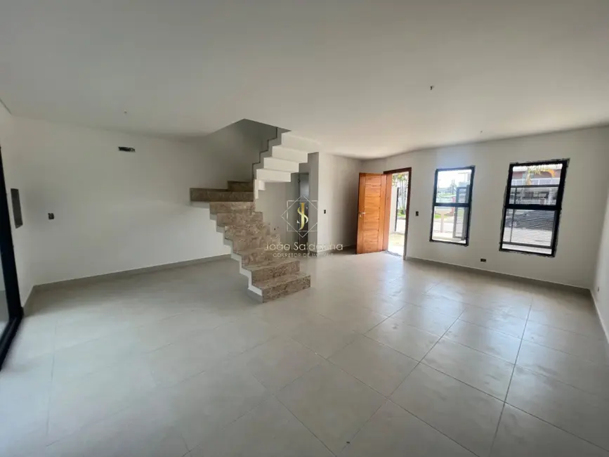 Sobrado com 3 quartos à venda, 96m2 em Guaratuba - PR - imagem 5 Foto 5 de Sobrado com 3 quartos à venda, 96m2 em Guaratuba - PR