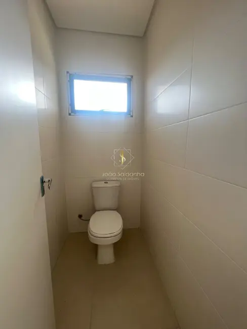Sobrado com 3 quartos à venda, 96m2 em Guaratuba - PR - imagem 7 Foto 7 de Sobrado com 3 quartos à venda, 96m2 em Guaratuba - PR