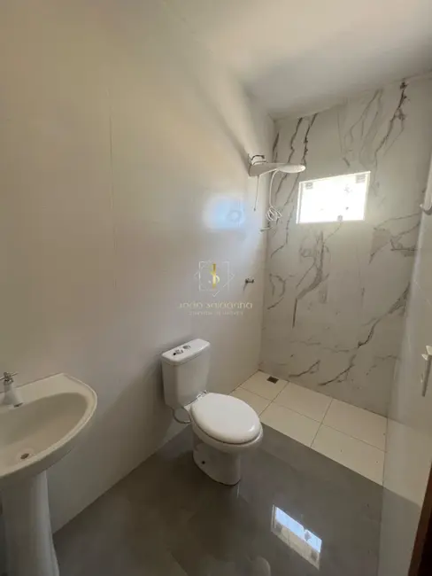 Foto 3 de Casa com 4 quartos à venda, 130m2 em Guaratuba - PR