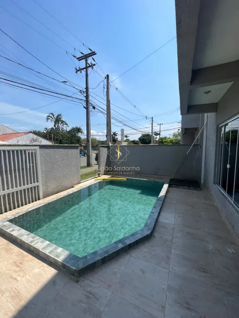 Foto 4 de Casa com 4 quartos à venda, 130m2 em Guaratuba - PR