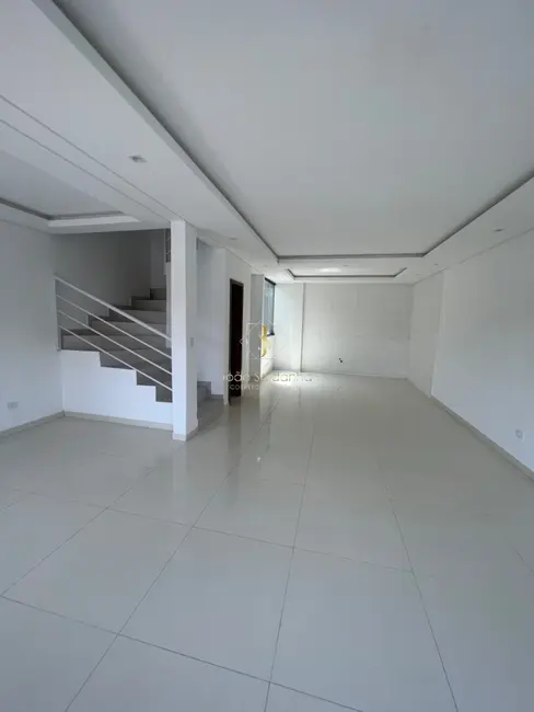 Foto 4 de Casa com 4 quartos à venda, 130m2 em Guaratuba - PR