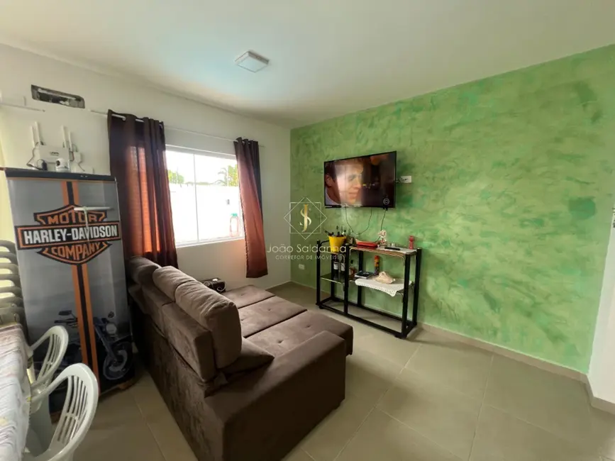 Foto 4 de Casa com 3 quartos à venda, 80m2 em Guaratuba - PR