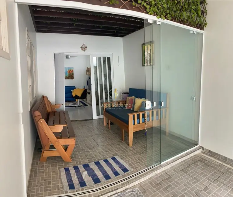 Foto 3 de Casa com 3 quartos à venda, 180m2 em Centro, Guaratuba - PR