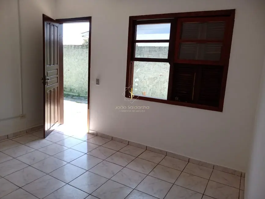 Casa com 6 quartos à venda, 210m2 em Guaratuba - PR - imagem 9 Foto 9 de Casa com 6 quartos à venda, 210m2 em Guaratuba - PR