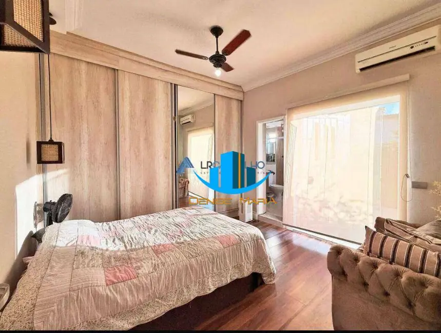 Foto 8 de Sobrado com 2 quartos à venda, 188m2 em Ponta da Praia, Santos - SP