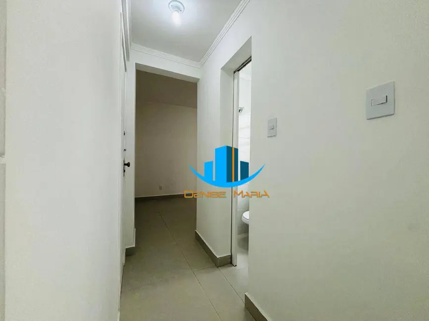 Kitnet com 1 quarto à venda, 42m2 em Embaré, Santos - SP - imagem 4 Foto 4 de Kitnet com 1 quarto à venda, 42m2 em Embaré, Santos - SP