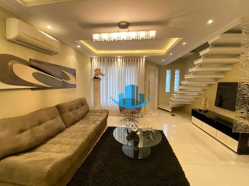 Foto 8 de Casa com 2 quartos à venda, 120m2 em Ponta da Praia, Santos - SP