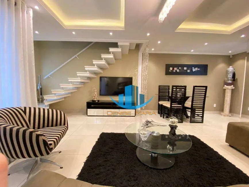 Foto 3 de Casa com 2 quartos à venda, 120m2 em Ponta da Praia, Santos - SP