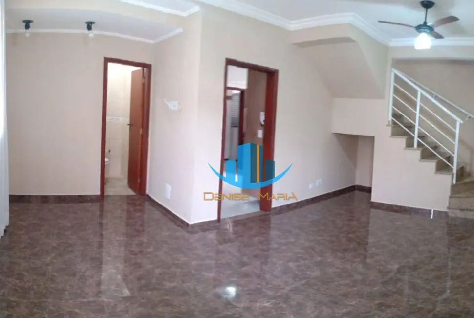 Casa com 3 quartos para alugar, 202m2 em Ponta da Praia, Santos - SP - imagem 3 Foto 3 de Casa com 3 quartos para alugar, 202m2 em Ponta da Praia, Santos - SP