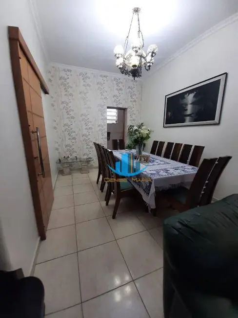 Foto 7 de Sobrado com 4 quartos à venda, 250m2 em Gonzaga, Santos - SP