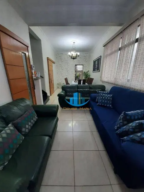 Foto 6 de Sobrado com 4 quartos à venda, 250m2 em Gonzaga, Santos - SP