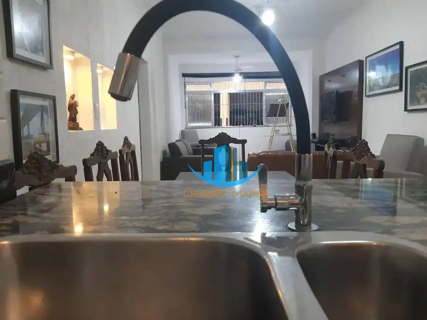 Foto 2 de Apartamento com 2 quartos à venda, 130m2 em Embaré, Santos - SP
