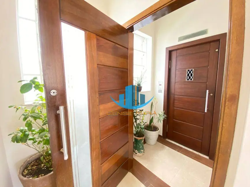 Apartamento com 3 quartos à venda, 220m2 em Gonzaga, Santos - SP - imagem 3 Foto 3 de Apartamento com 3 quartos à venda, 220m2 em Gonzaga, Santos - SP