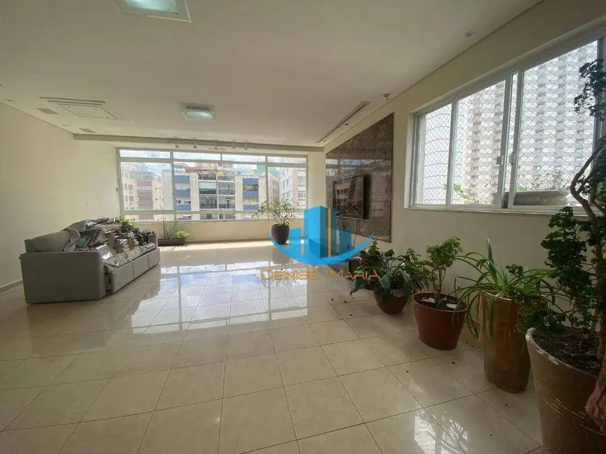 Apartamento com 3 quartos à venda, 220m2 em Gonzaga, Santos - SP - imagem 7 Foto 7 de Apartamento com 3 quartos à venda, 220m2 em Gonzaga, Santos - SP