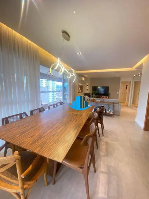 Apartamento com 3 quartos à venda, 171m2 em Embaré, Santos - SP - imagem 4 Foto 4 de Apartamento com 3 quartos à venda, 171m2 em Embaré, Santos - SP